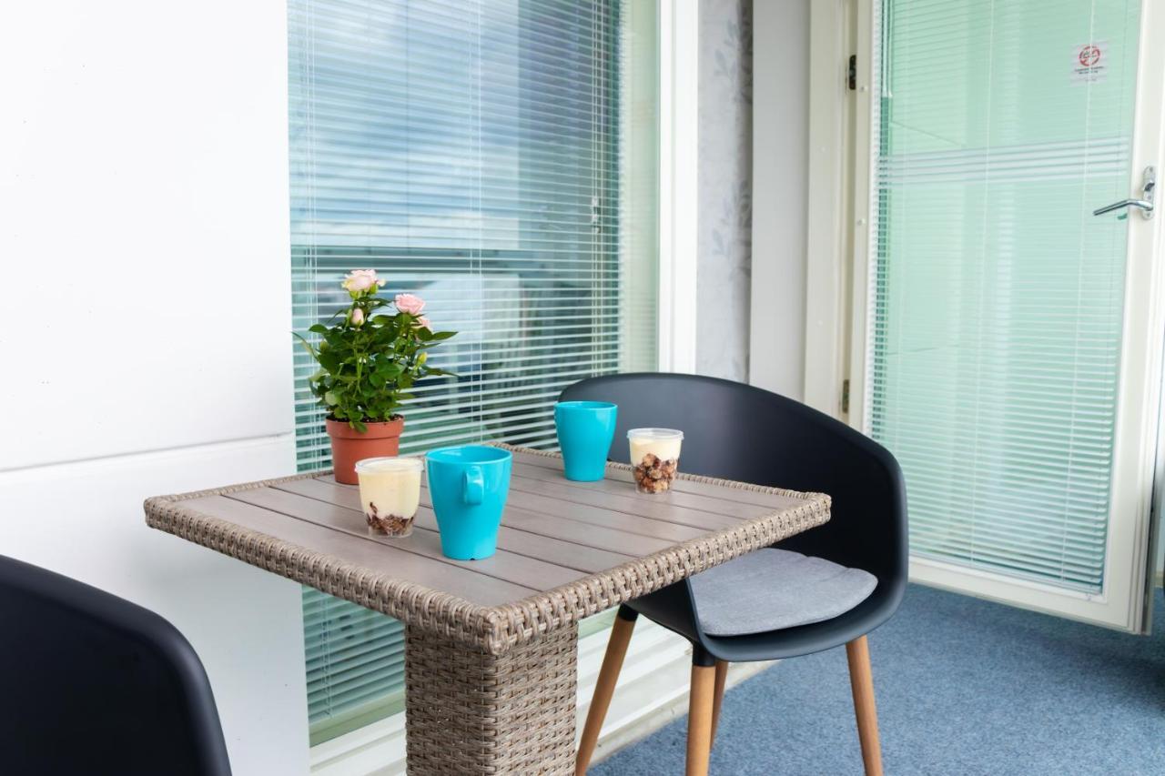 City Center 1R Studio With Perfect View, Parking Oulu Bagian luar foto