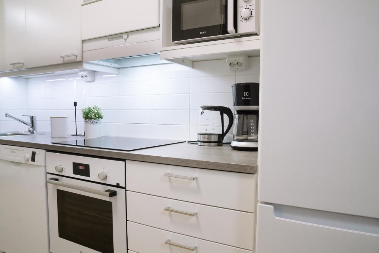 City Center 1R Studio With Perfect View, Parking Oulu Bagian luar foto