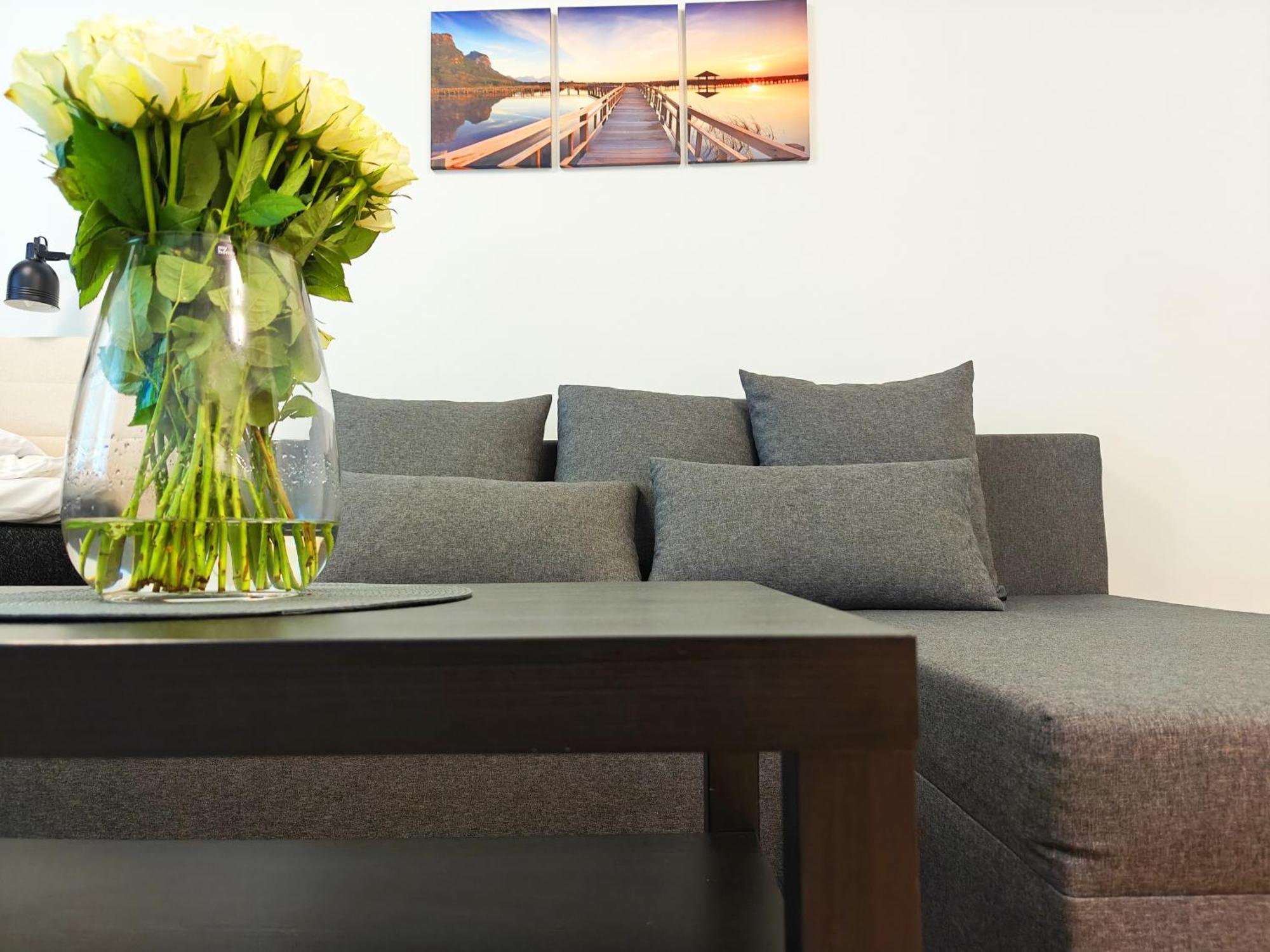 City Center 1R Studio With Perfect View, Parking Oulu Bagian luar foto